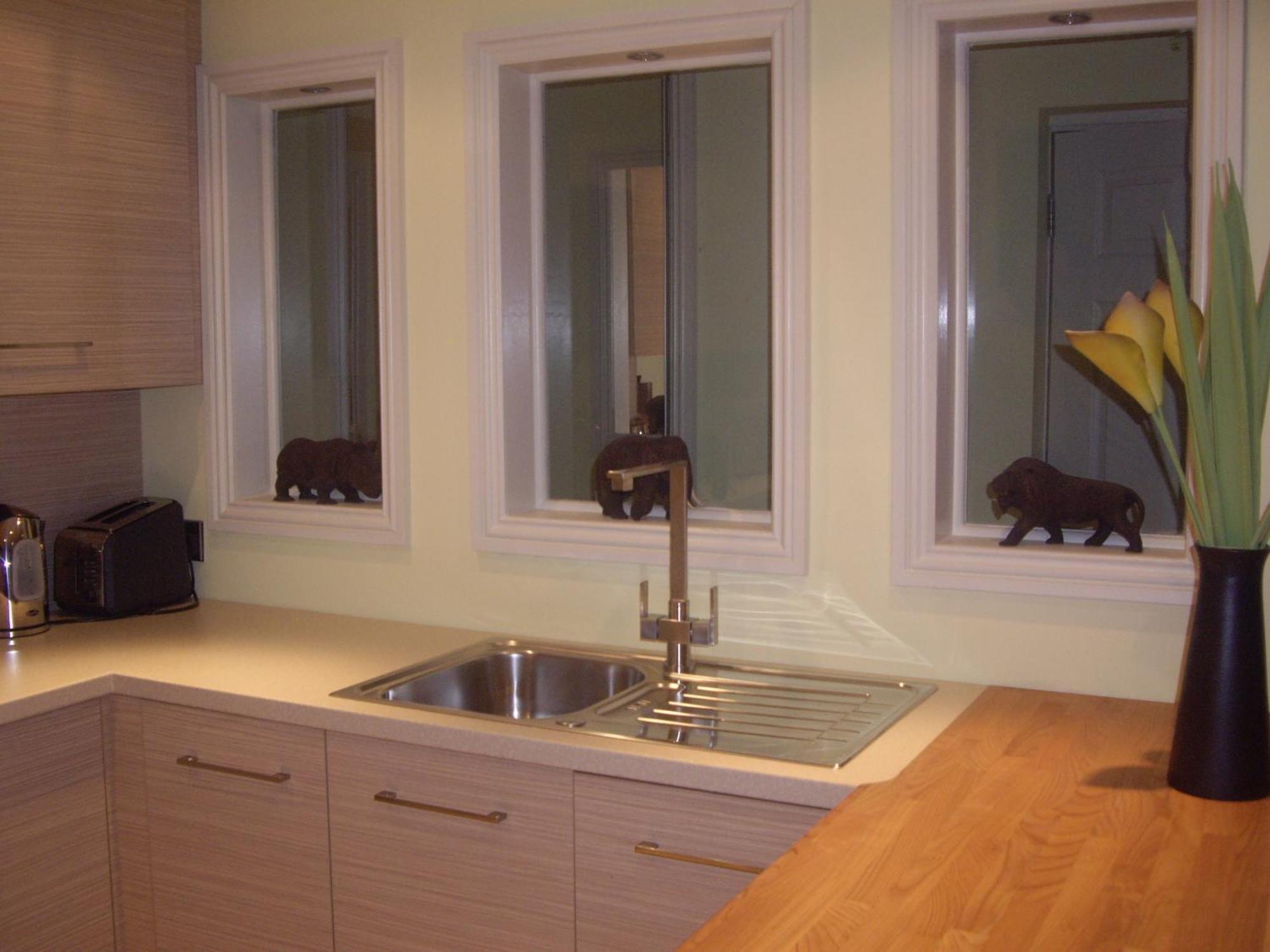 Portland Apartments เชลเทนแฮม ภายนอก รูปภาพ