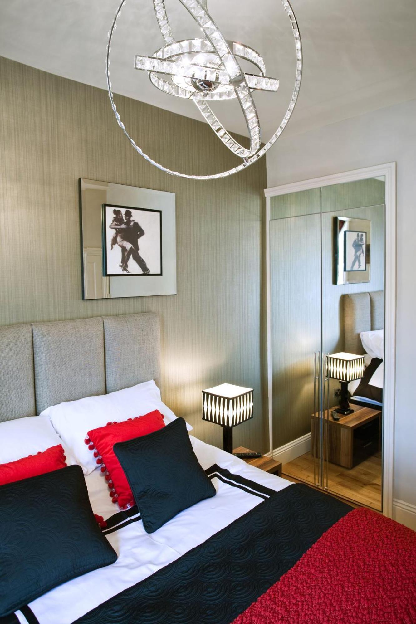 Portland Apartments เชลเทนแฮม ภายนอก รูปภาพ
