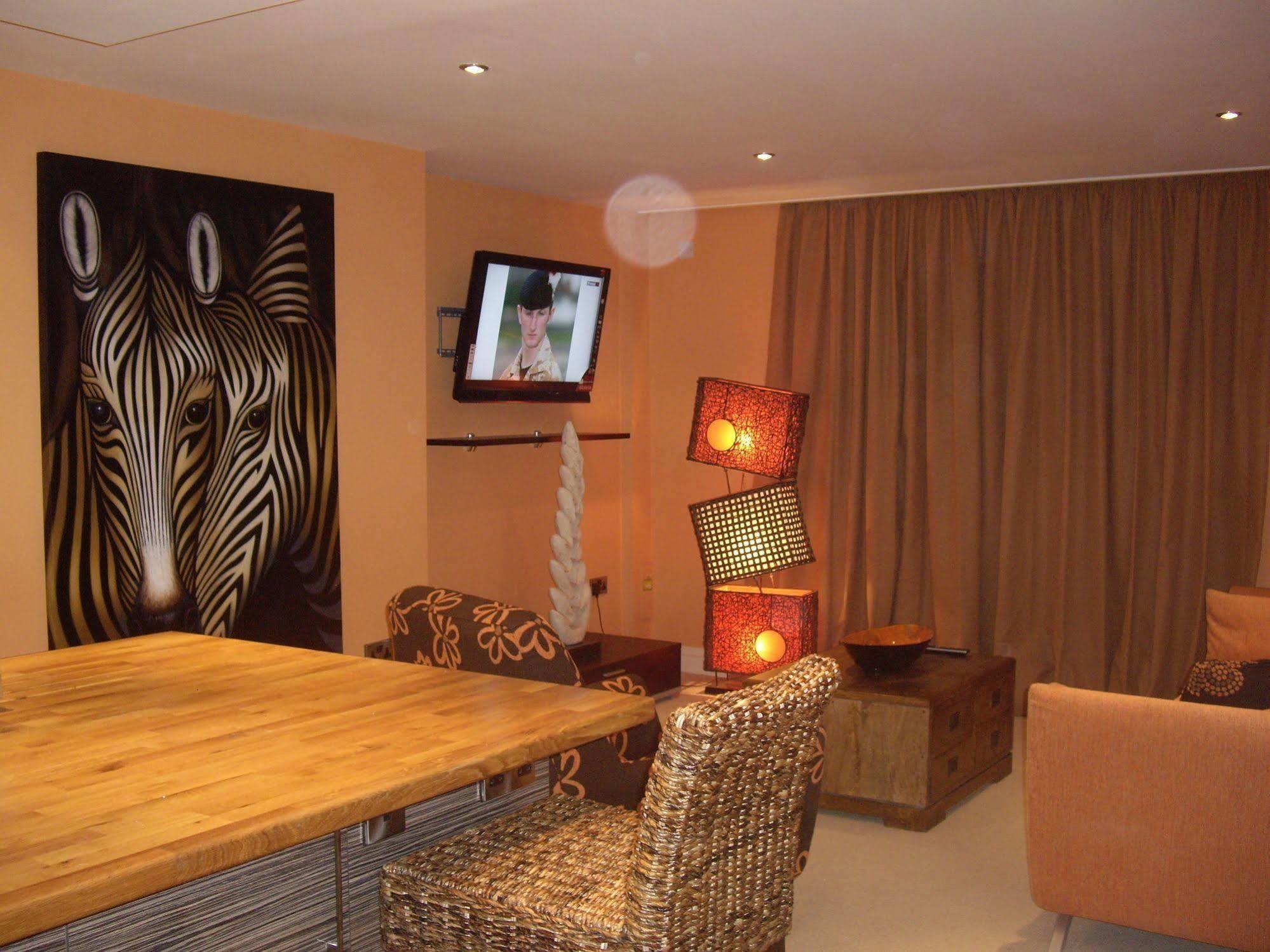 Portland Apartments เชลเทนแฮม ภายนอก รูปภาพ